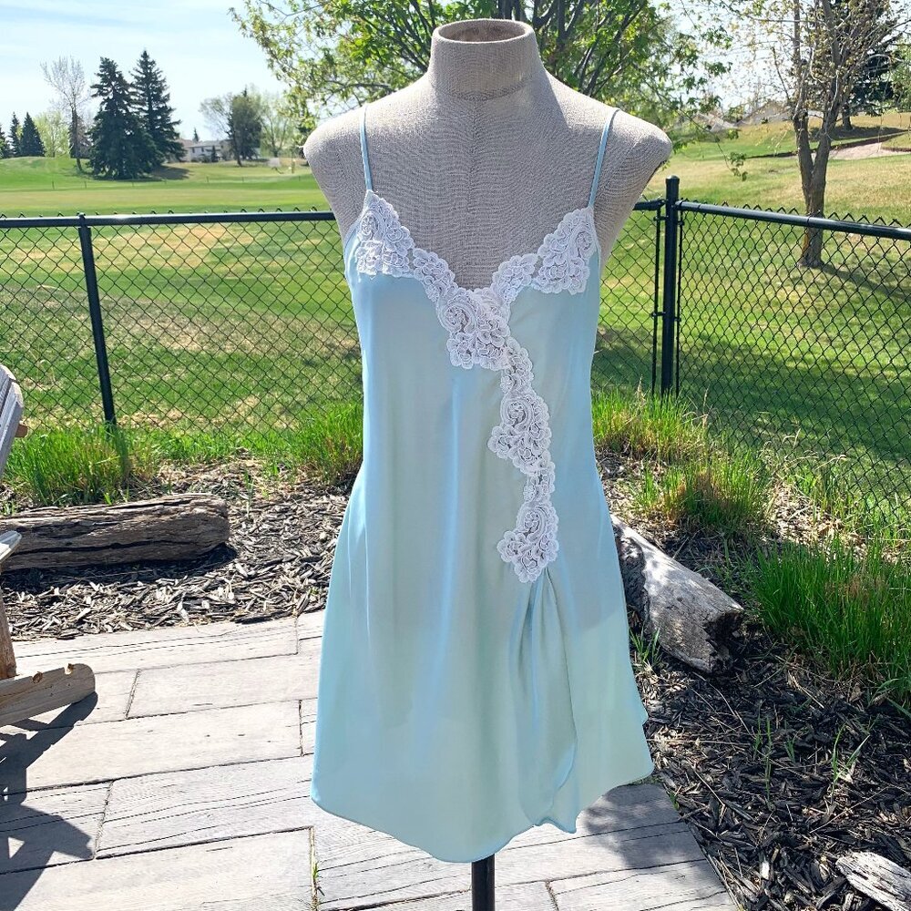 Vintage Linda Silky Satin Lace Trim Nighty Boho Short Slip Dress